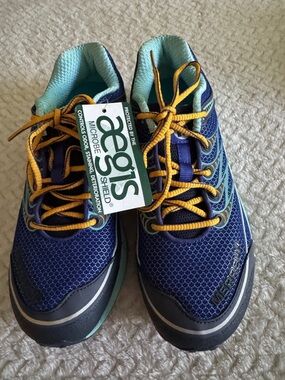 Merrell Women's Ultra Marine Navy Blue and Yellow Lace-Up Sneakers Hiking 6.5